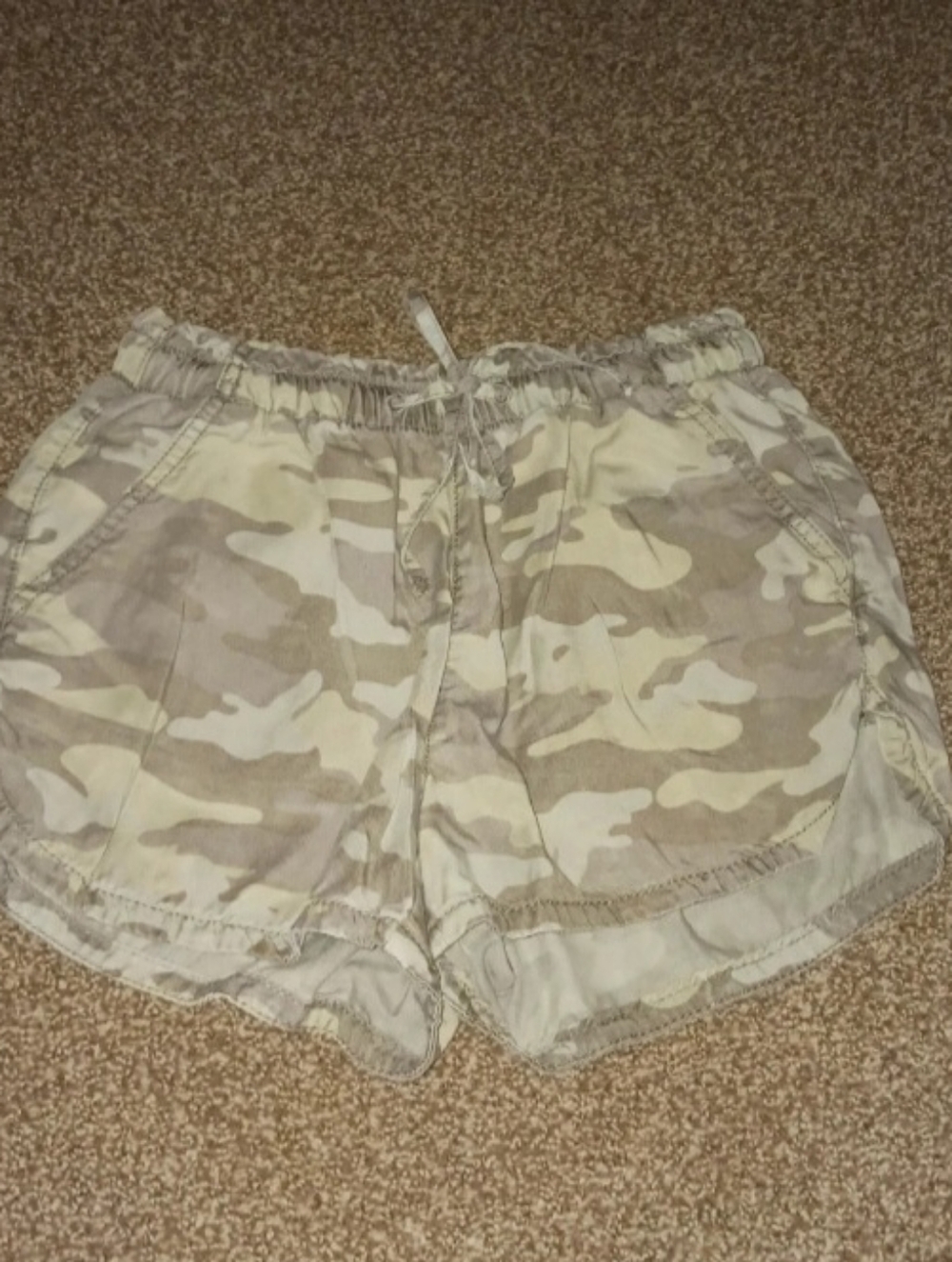 American Eagle Outfitters Beige Camo Drawstring Athletic Shorts